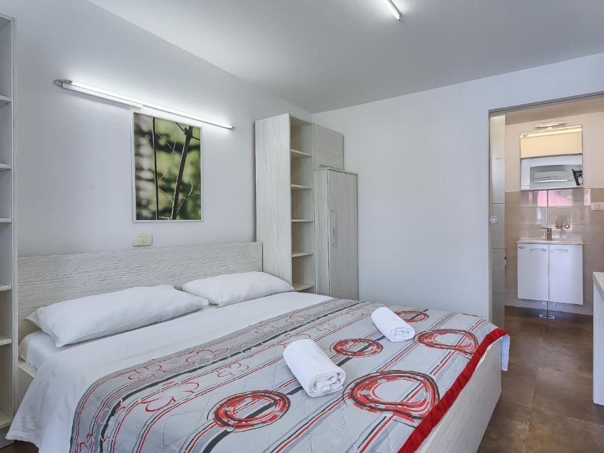 Apartment Nika-10 By Interhome Umag Eksteriør bilde