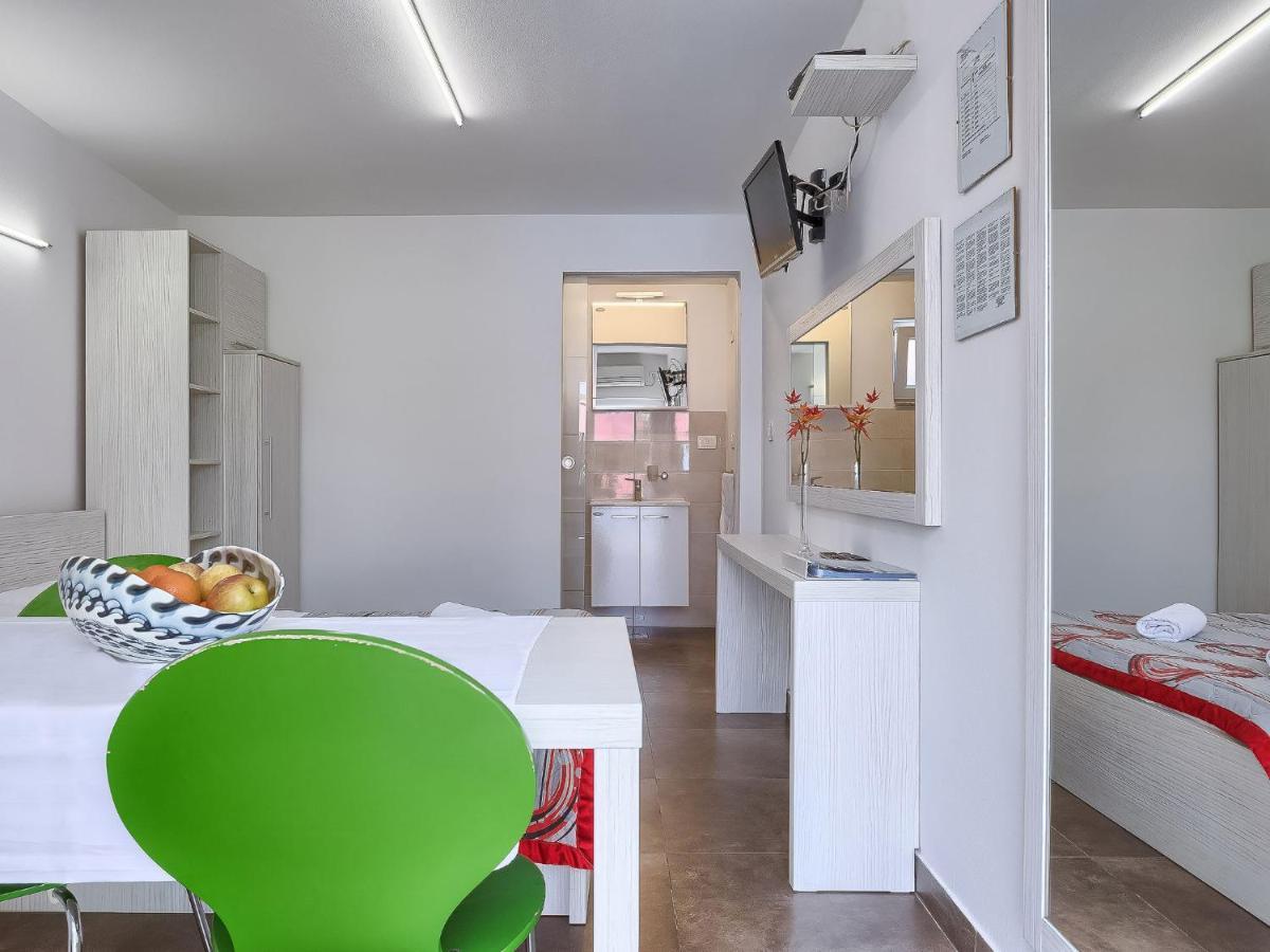 Apartment Nika-10 By Interhome Umag Eksteriør bilde