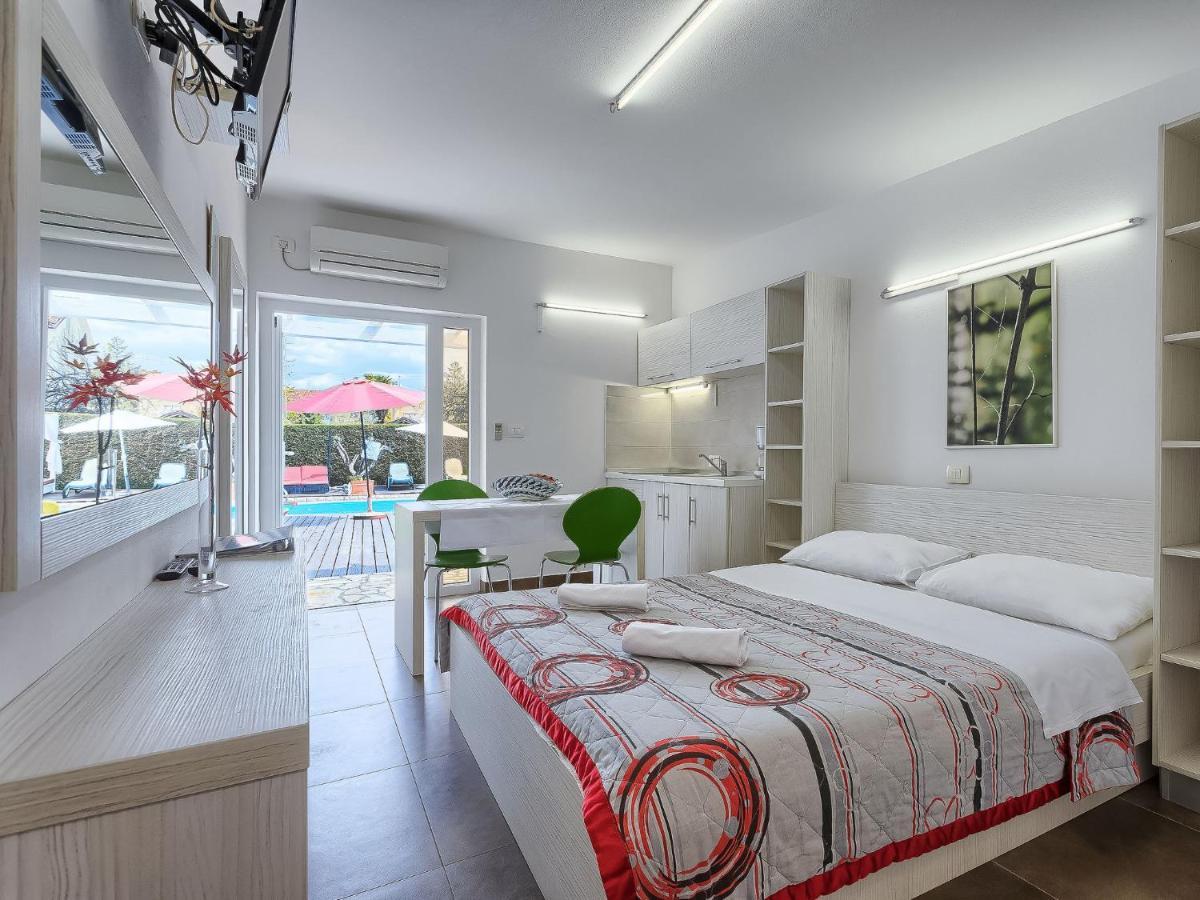Apartment Nika-10 By Interhome Umag Eksteriør bilde